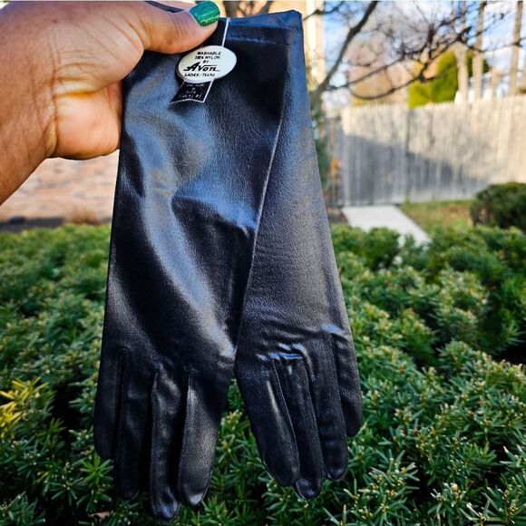 New VTG Avon Double Woven 100% Nylon Leather Look Statement Gloves. M Fit - Picture 5 of 15